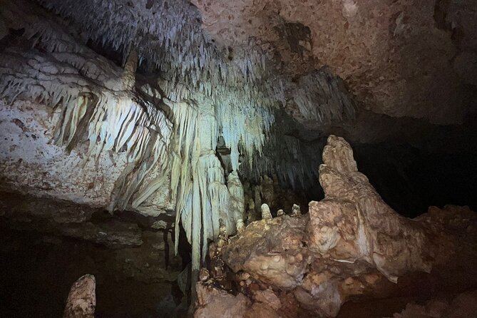 Bonaire CaveTour Climb, Snorkel & Explore the Hidden Gems - What the Bonaire cave route is really like