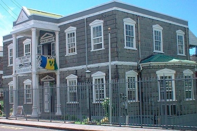 Botanical Gardens and City Tour - Fort Charlotte and the steep road above the harbor