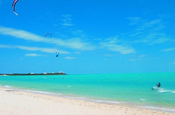 Bring A Friend Kiteboarding Lesson - A practical schedule for your beach day