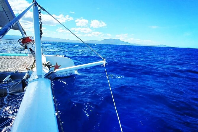 Catamaran Day Trip, Snorkeling & Sailing Excursion - Sailing back along the coast