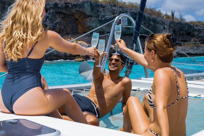 Catamaran Snorkel & BBQ Sail (cruise friendly) - An open bar with a broad enough choice