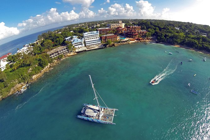 Catamaran Snorkeling All-Inclusive Day-Trip - The sailing portion is the real crowd-pleaser