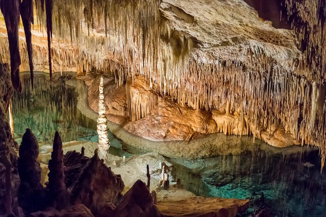 Cayman Crystal Caves Tour in Grand Cayman - The journey from George Town to the northside