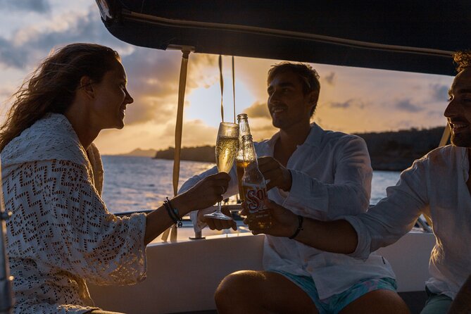 Chill and Grill Catamaran Tour in Bonaire - How the group size affects the day
