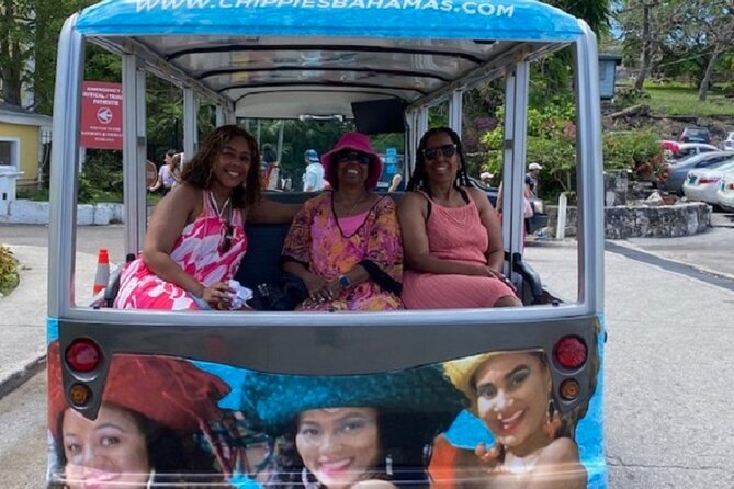 CHIPPIES BAHAMAS Island Tours : Feel The Culture - Arawak Cay and the taste of the Fish Fry