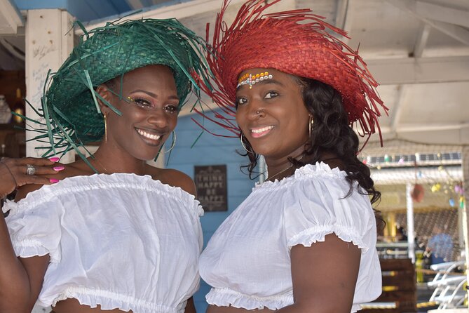 CHIPPIES BAHAMAS Island Tours : Feel The Culture - Bush tea at Tasty Teas Bahamas