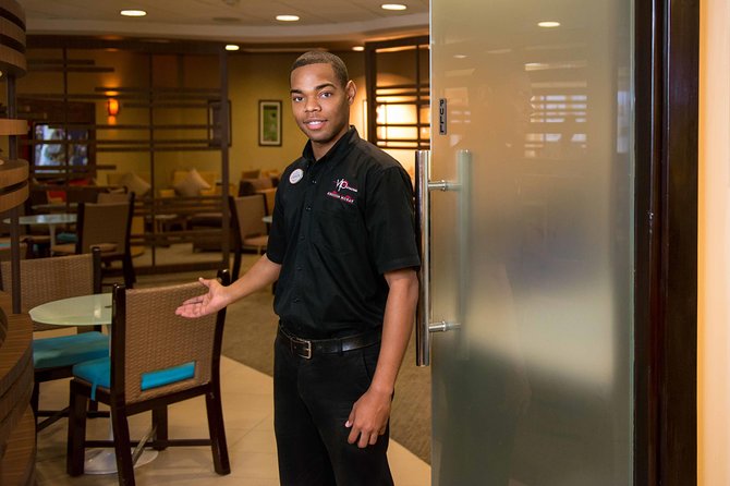 Club Mobay Fast Track Lounge with Private Airport Shuttle - Where the service works best
