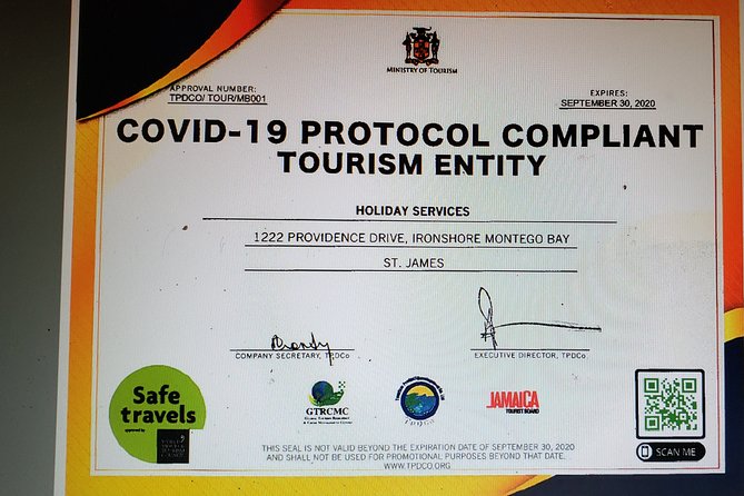 Club Mobay VIP Lounge Access and Round-Trip Airport Transfer - The people make the airport service work