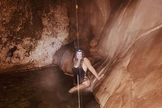 Cole's Cave Hike - What to wear and carry for a wet cave hike