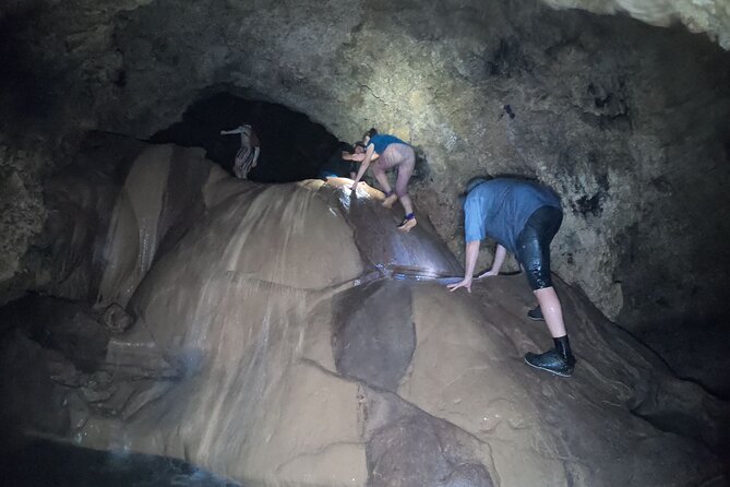Cole's Cave Spelunking Adventure - Key points at a glance