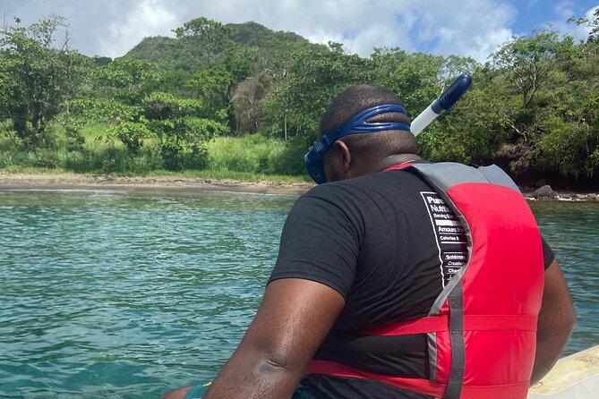 Crystal kayaking in St. Vincent - Siteseeing with Cass - Snorkeling is the underwater highlight