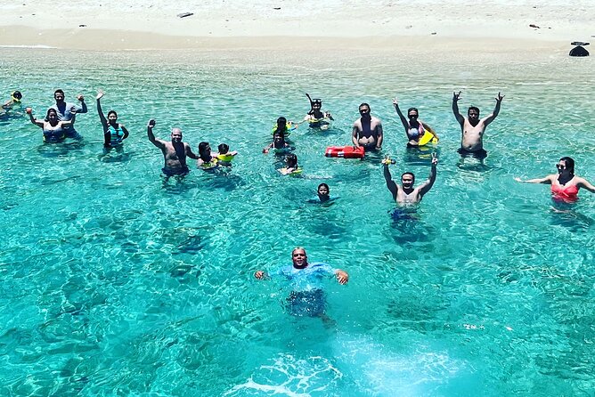 Culebra Snorkeling and beach Day Experience by boat - The 8 a.m. start at Isleta Marina
