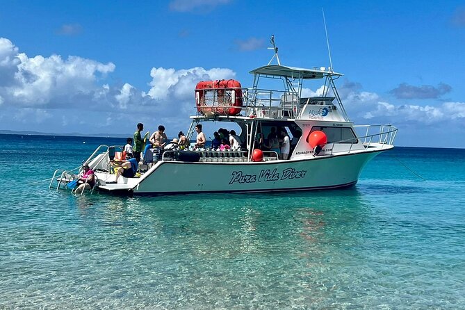Culebra Snorkeling and beach Day Experience by boat - Crew service and safety on a shared boat