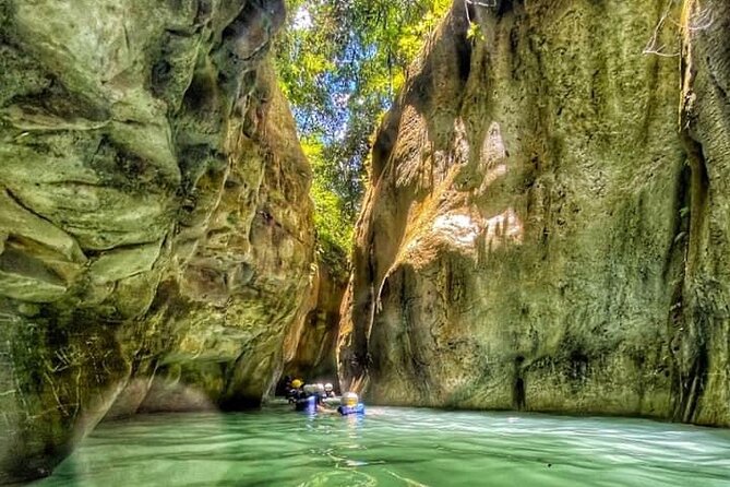 Damajagua The 7 waterfalls excursion - Amber Cove & Taino bay - A Dominican lunch with mountain views