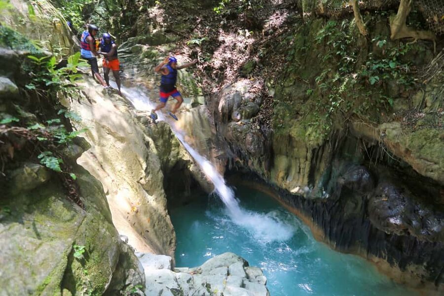 Damajagua: Waterfalls with Lunch Buffet - Reaching Damajagua from Puerto Plata Province