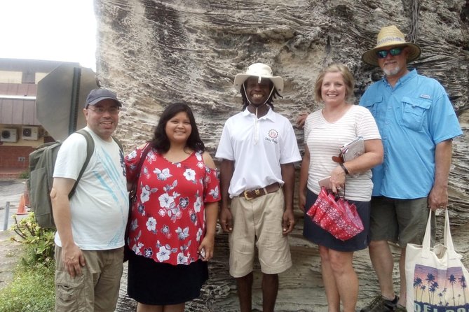 Dilly Dally Walking Tour of Nassau Attractions - Finishing at the Straw Market