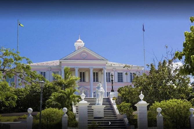 Discover Nassau Sightseeing Tour plus Atlantis Resort Visit - Who should book this tour?