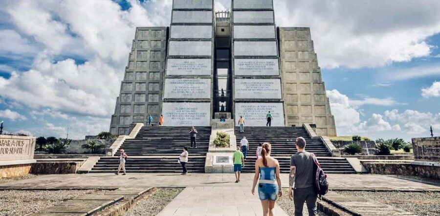 Discover Santo Domingo: A Day Trip from Punta Cana - Why this Punta Cana day trip is worth the long ride