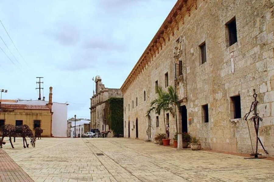 Discover Santo Domingo: Colonial History, Monuments & Lunch - The Three Eyes caves: the most memorable natural stop