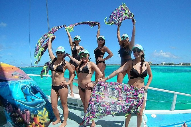 Dolphin Catamaran Snorkel and Sail with Open Bar - Setting out from the Hyatt Regency beach