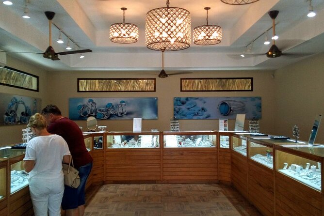 Don Lucas Cigar Factory & Store + Premium Rum Tasting (3 hours) - Is $6 a good value?