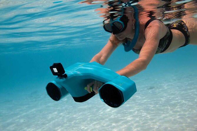E-Snorkeling tour in Bonaire with easy Sea Scooters - Meeting at the cruise port and getting fitted