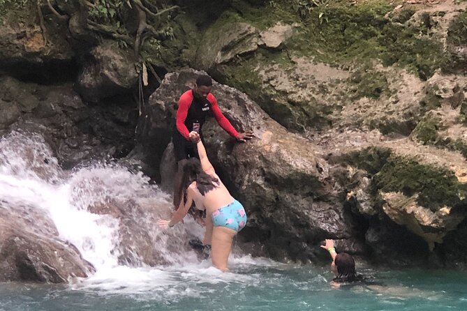 Explore Montego Bay Jamaica to Blue Hole/Secret Falls River Tour - Why the private ride to Blue Hole works well