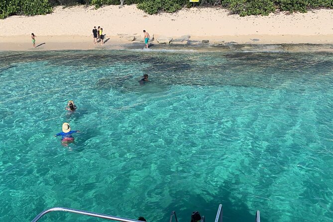 Fajardo, Puerto Rico: Morning Snorkeling Beach Tour - Lunch, snacks, and drinks on board