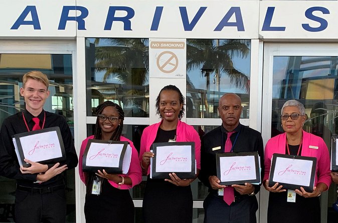Fast Track Arrival Service at Barbados Airport - Timing, Opening Hours, and Group Size