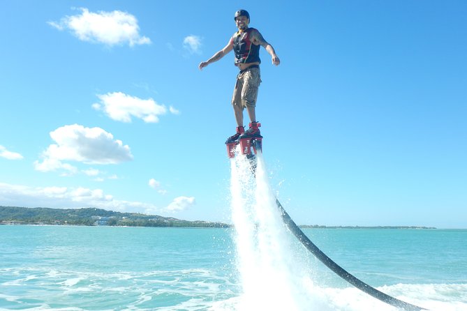 Flyboarding Experience in Luquillo Beach - The instructors can shape the whole outing