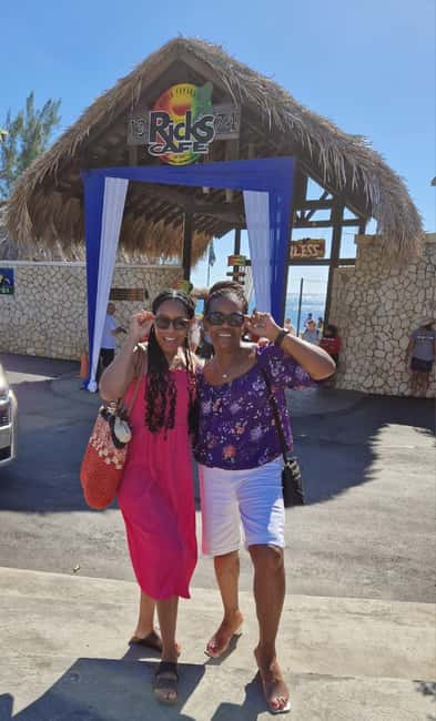 From Montego Bay: Negril Day Trip and Rick's Café Sunset - The road west to Negril