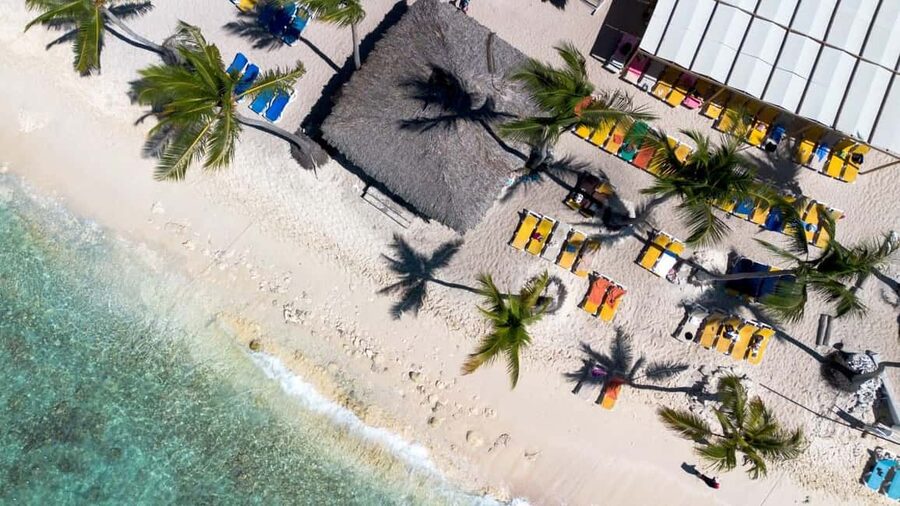 From Punta Cana or Bayahibe: Catalina Island with Snorkeling - What the $58 price really covers