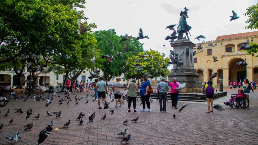 From Santo Domingo: Full day Historical Tour with Lunch - Starting in the Colonial Zone