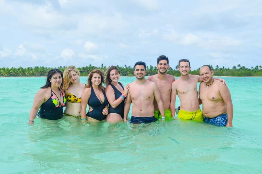 From Santo Domingo: Saona Island Day Trip w/ Lunch & Drinks - Who should book this Saona trip