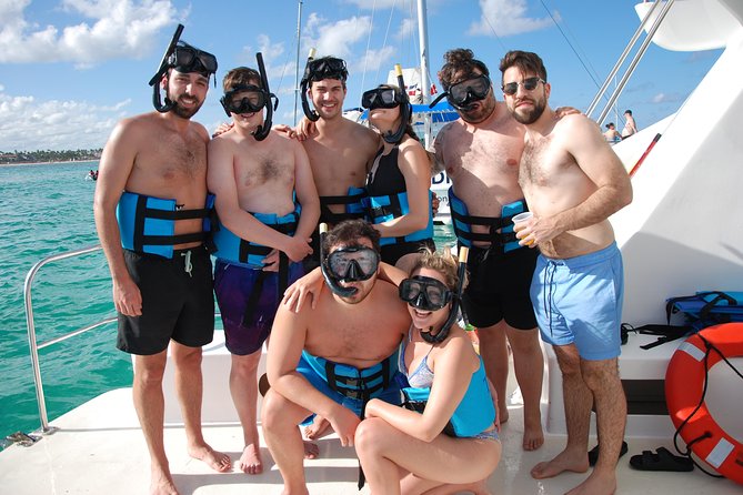 Full-Day Adventure: 4x4 Experience, Snorkeling Cruise, Sharks & Rays - Snorkeling in open water