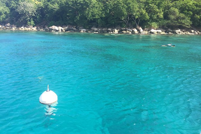Full-Day Sailing and Snorkeling Excursion to Les Saintes - Five hours around the islands