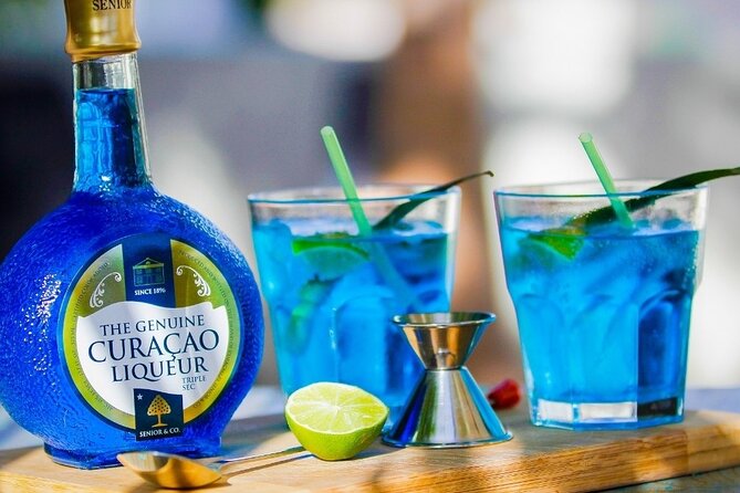Guided Tour at the Curaçao Liqueur Distillery - Heat, crowds, and practical comfort