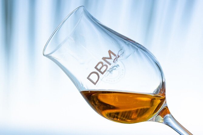 Guided tour with tasting of the Distillery Bonne Mère - The rum cellar and its 10,000 barrels