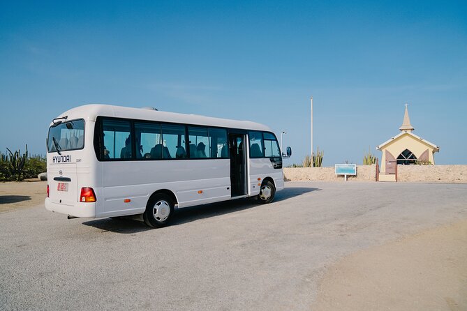 Half-Day Aruba Island Tour from Oranjestad - Guides, driving, and what the reviews reveal