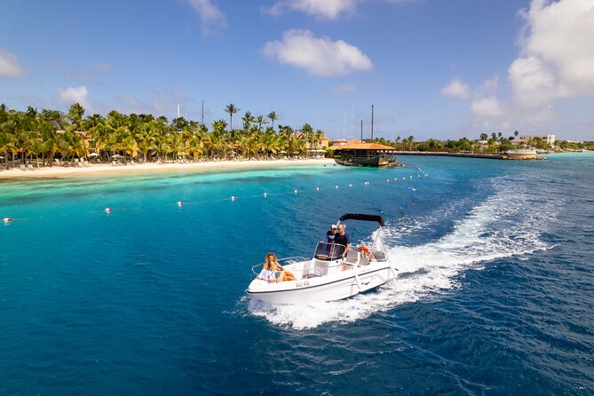 Half Day Boat Rental on Bonaire - Taking control from Harbour Village Marina