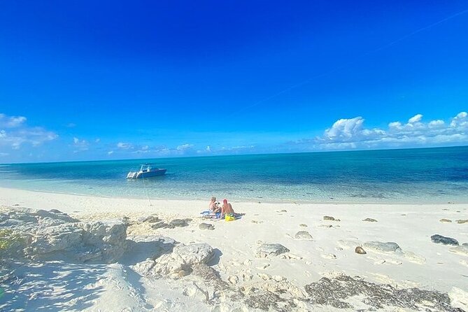 Half Day Snorkeling, Sightseeing & Island Hopping Private Charter - A private morning on the water near Providenciales