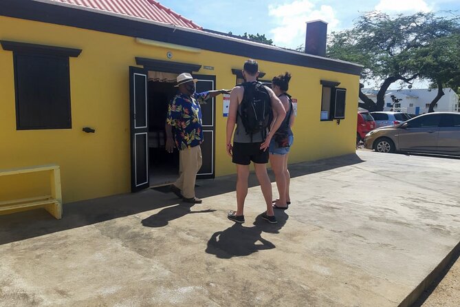 Half day Tour - Rum tasting, local food, and possible extras