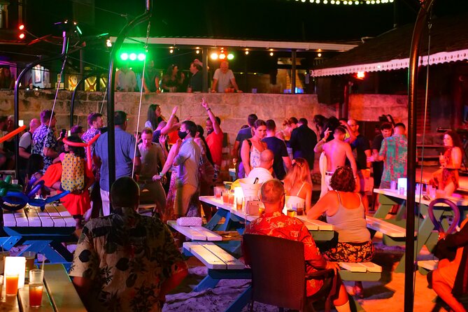 Harbour Lights Beach Extravaganza and Dinner Show - Who will enjoy this most?