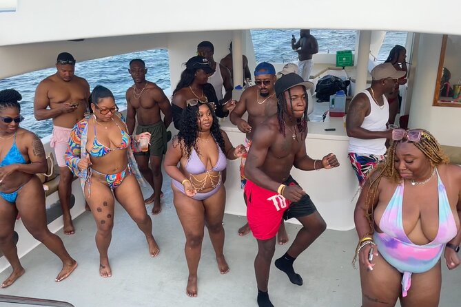 Hip Hop Beat and Live Dj Adults Only Party Boat and Free drinks - Transportation and timing from Bibijagua