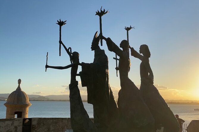 Historic Old San Juan Sunset Walking Tour - La Fortaleza shows Puerto Rico’s political continuity