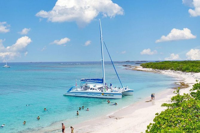Icacos Island Catamaran Day Sail from Fajardo - What the boat atmosphere is really like