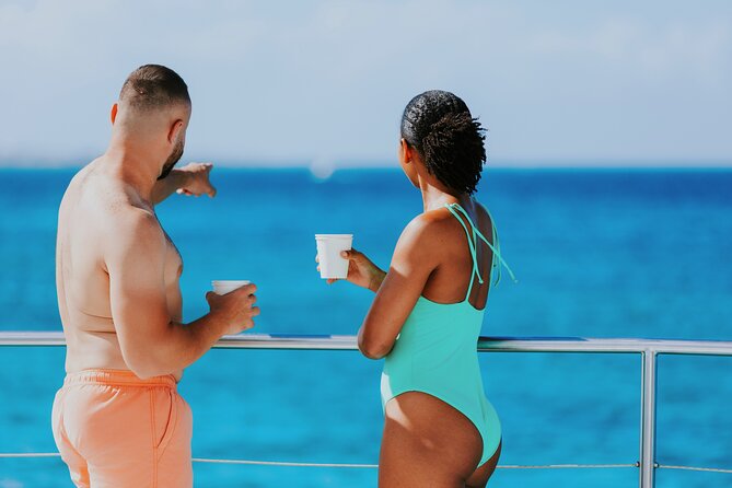 Iconic Aruba Sail and Snorkel Experience - A Friendly Crew That Helps Beginners