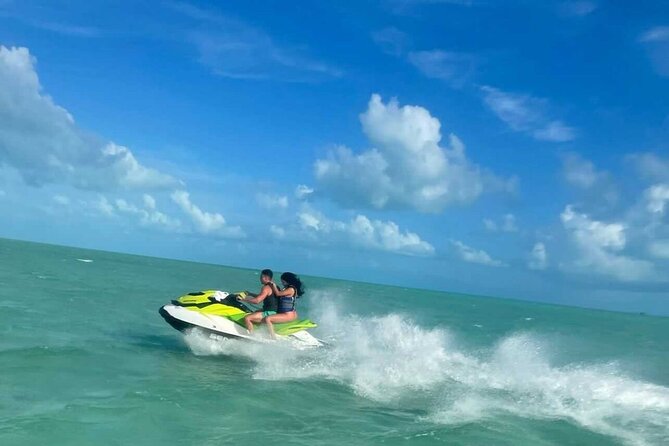 Island Hopper Adventure in Providenciales - The 30-minute stop at La Famille Express