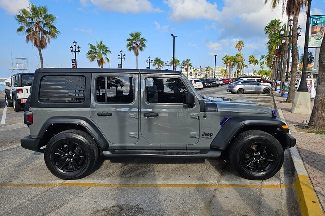Jeep Wrangler 4 Door HardTop Rental in Aruba - Finding the Jeep at the cruise port
