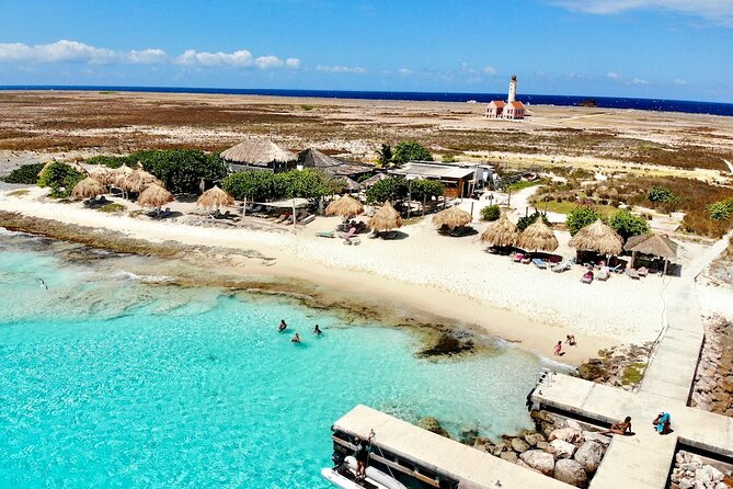 Klein Curacao Superyacht and Beach house - Arriving at Klein Curaçao